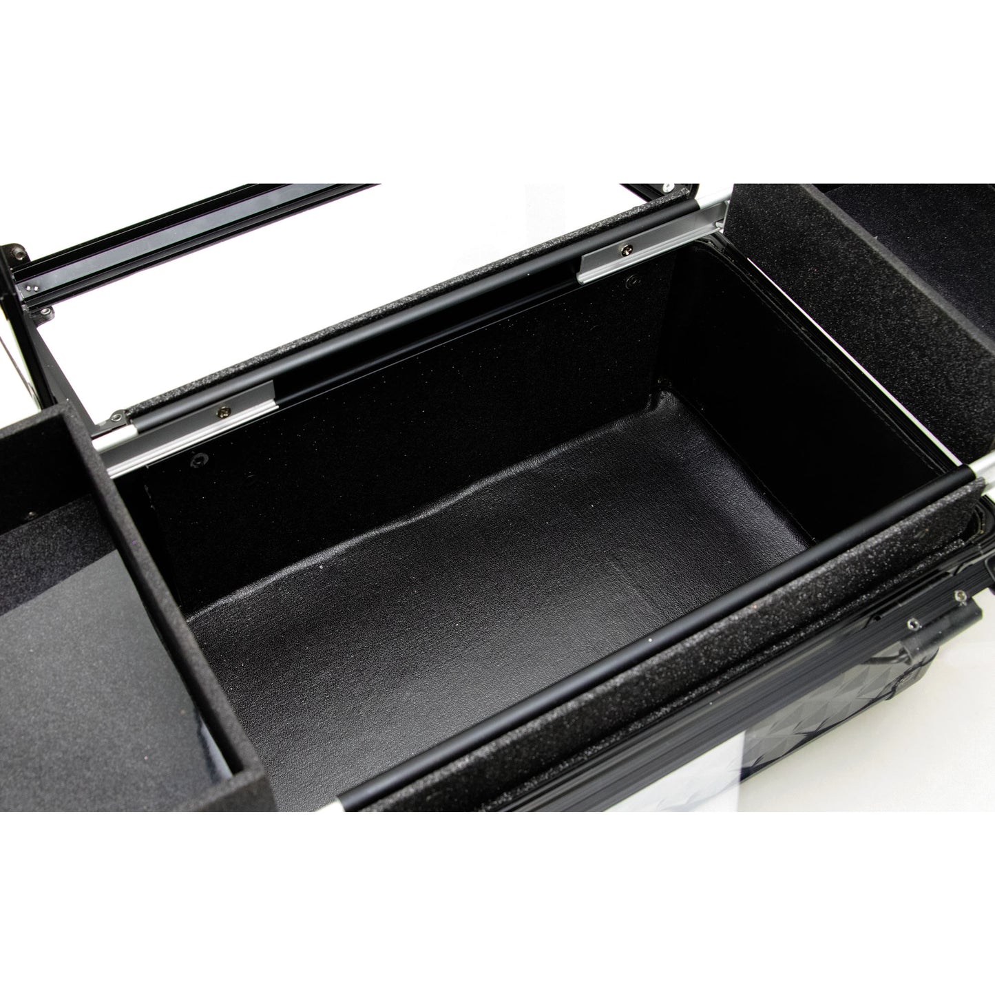 VER Beauty Aluminum Makeup Train Case with Clear Armored Top, 4 Sliding Trays